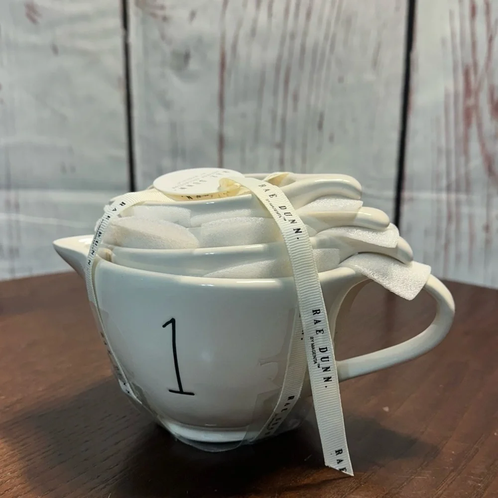 RAE DUNN measuring cups set of 4 New with Tags no box